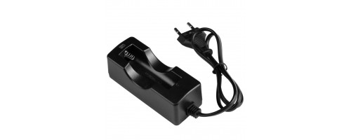 Зарядное устройство под 1 Аккумулятор 220v - 18650 3.7v