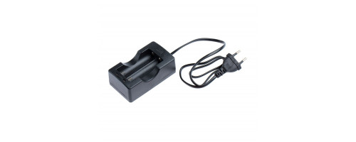 Зарядное устройство под 2 Аккумулятора 220v - 18650 3.7v